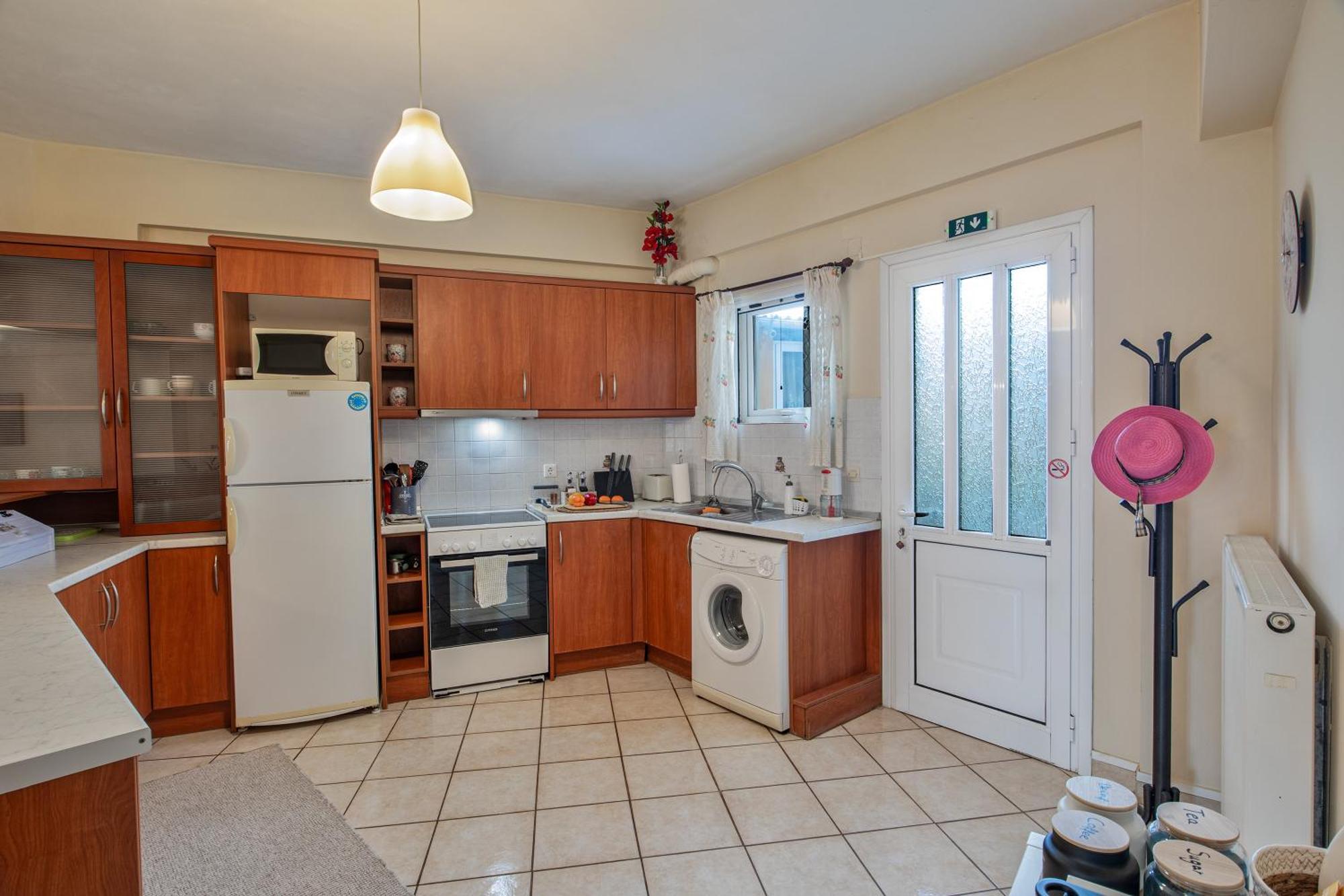 House Of Velenia - 2 Bedroom Apartment Near Old Town, Airport And Bus Station Corfu  Exterior photo